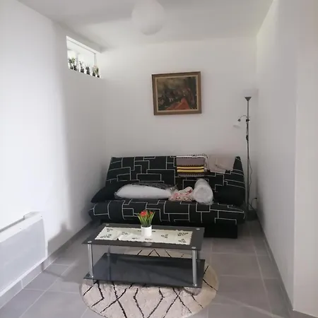 Brs Apartment
